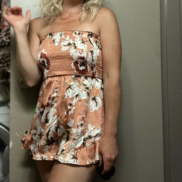 Hello Molly Smocked  Strapless Satin Floral Romper Playsuit - Picture 1 of 8